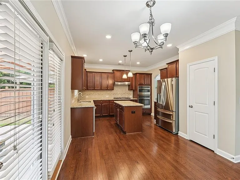 6370 Shiloh Woods Dr — Photo 24