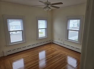60 Oak St FLOOR 2, Taunton, MA 02780