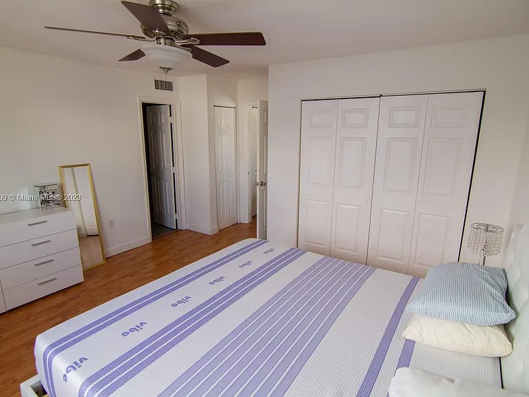753 Michigan Ave #3D — Photo 10