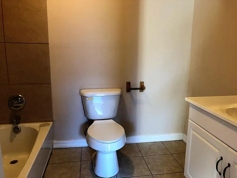 Bathroom in bedroom 3