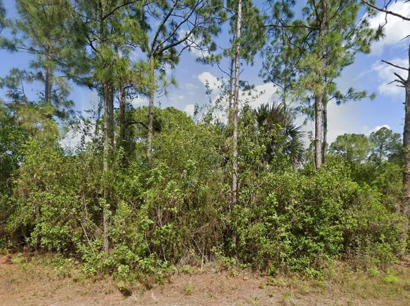 519 Genesee Avenue S, Lehigh Acres, FL 33974