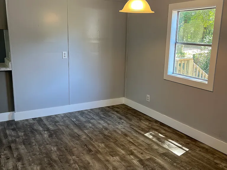 1303 Woodchuck Ave #4 — Photo 6