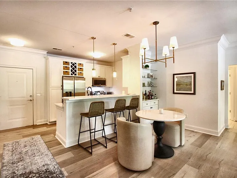 901 Abernathy Rd NE #2110 — Photo 1