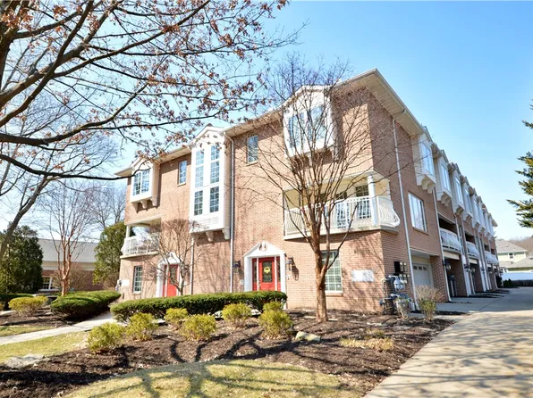 740 Turnpike St APT 10, Beaver, PA 15009
