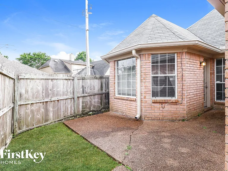 726 Silver Sands Dr — Photo 15
