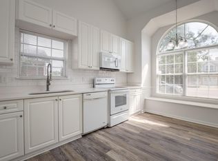 2444 Dillingham Rd, Virginia Beach, VA 23456