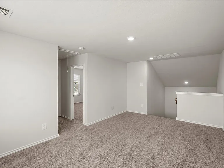 722 Sweet Pea Dr — Photo 14