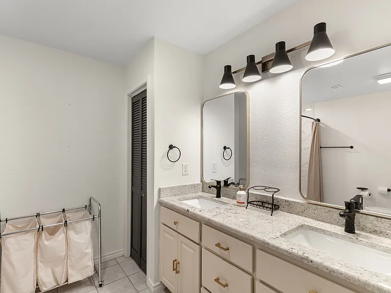 110 Forest Cir — Photo 4