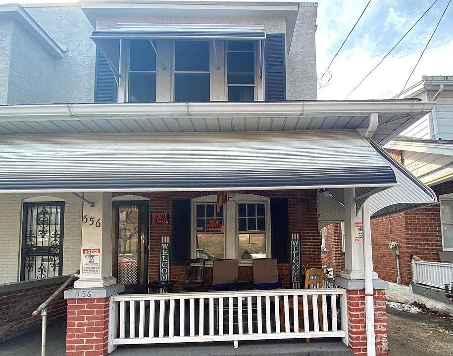 1st image of 556 Beech St
