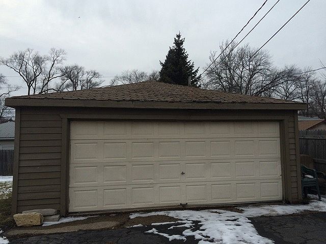 2nd image of 924 David Dr