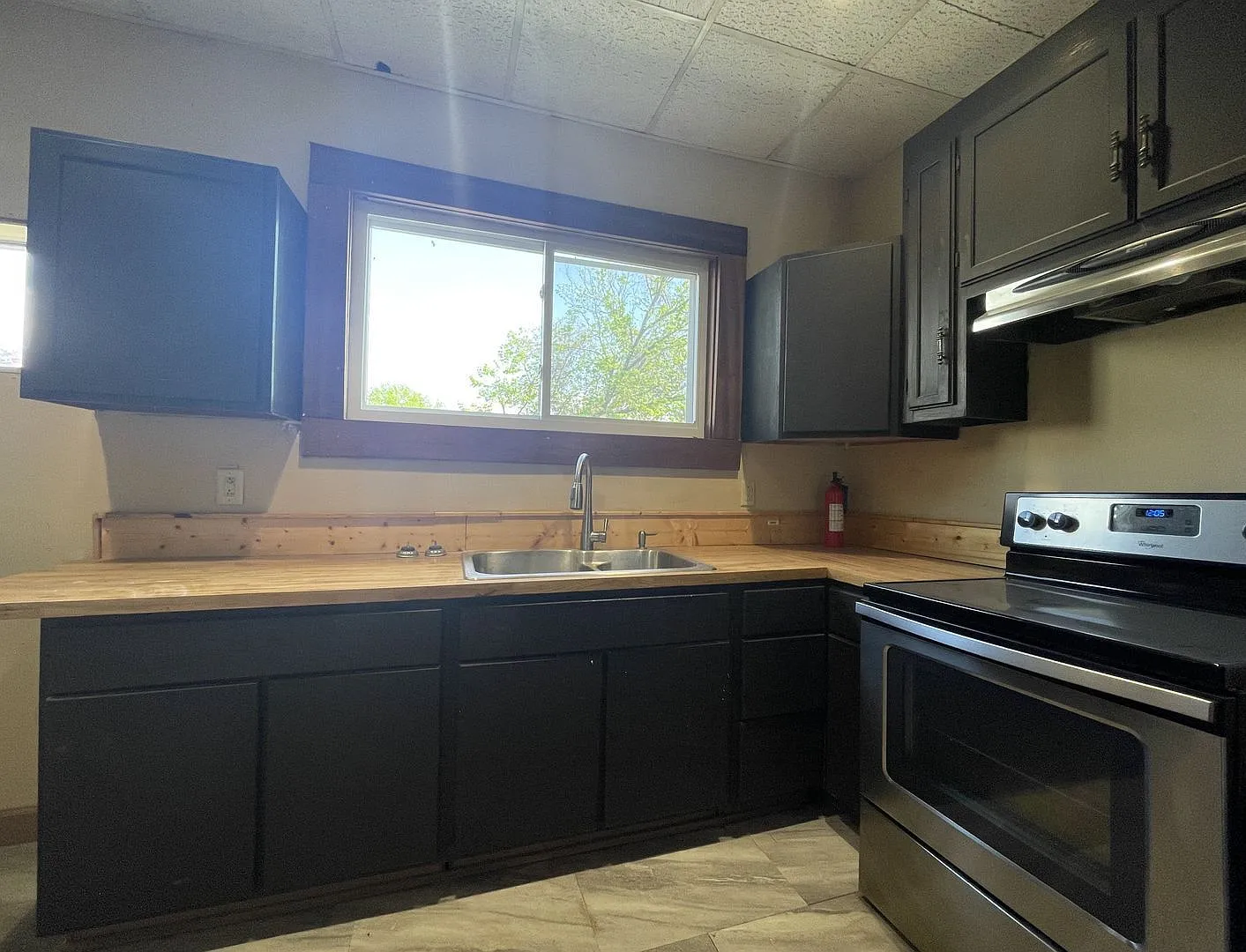 2 bed, 1.0 bath, $850 — Photo 3