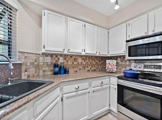 16301 Ledgemont Ln APT 174, Addison, TX 75001