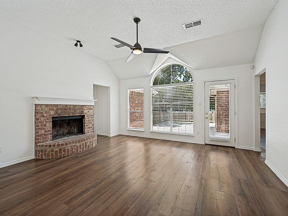 4th image of 1521 Morrison Dr