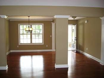 3rd image of 174 Saddleridge Dr
