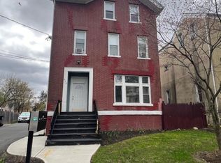 916 Putnam Ave, Plainfield, NJ 07060