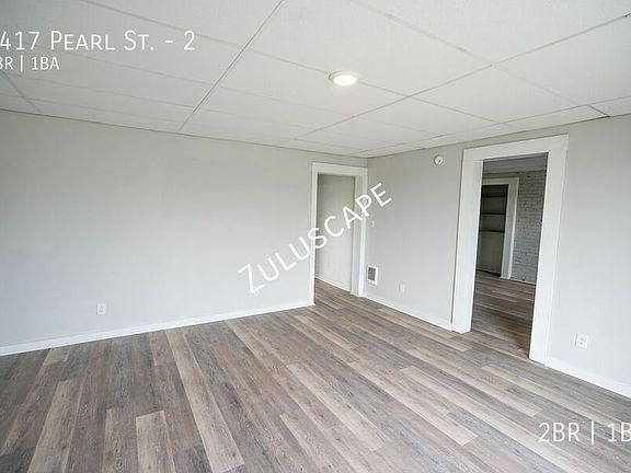 2nd image of 2417 Pearl St APT 2