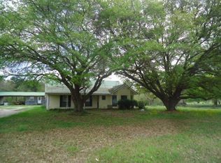54 Charlie Walker Rd, Picayune, MS 39466