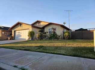 810 W Ramona St, Somerton, AZ 85350