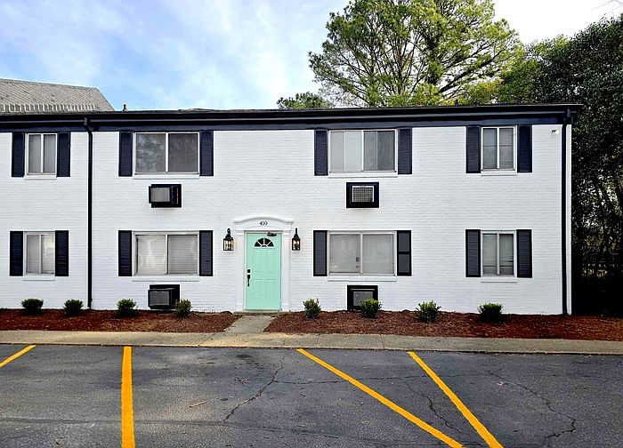 1st image of 410 Bosley Ave APT B