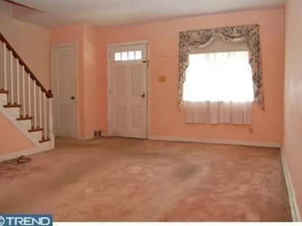 310 E Rambo St, Bridgeport, PA 19405