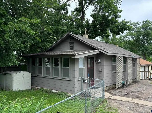 1308 W 8th St, Sioux Falls, SD 57104