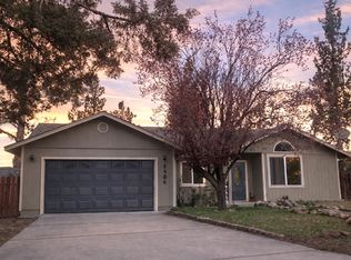 5906 Helm Pl, Weed, CA 96094
