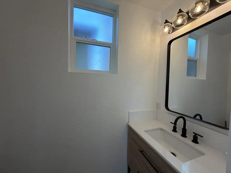 5337 Saxon St — Photo 11