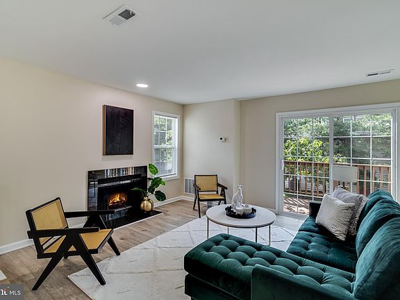 5th image of 3736 Monmouth Pl Unit 11-119