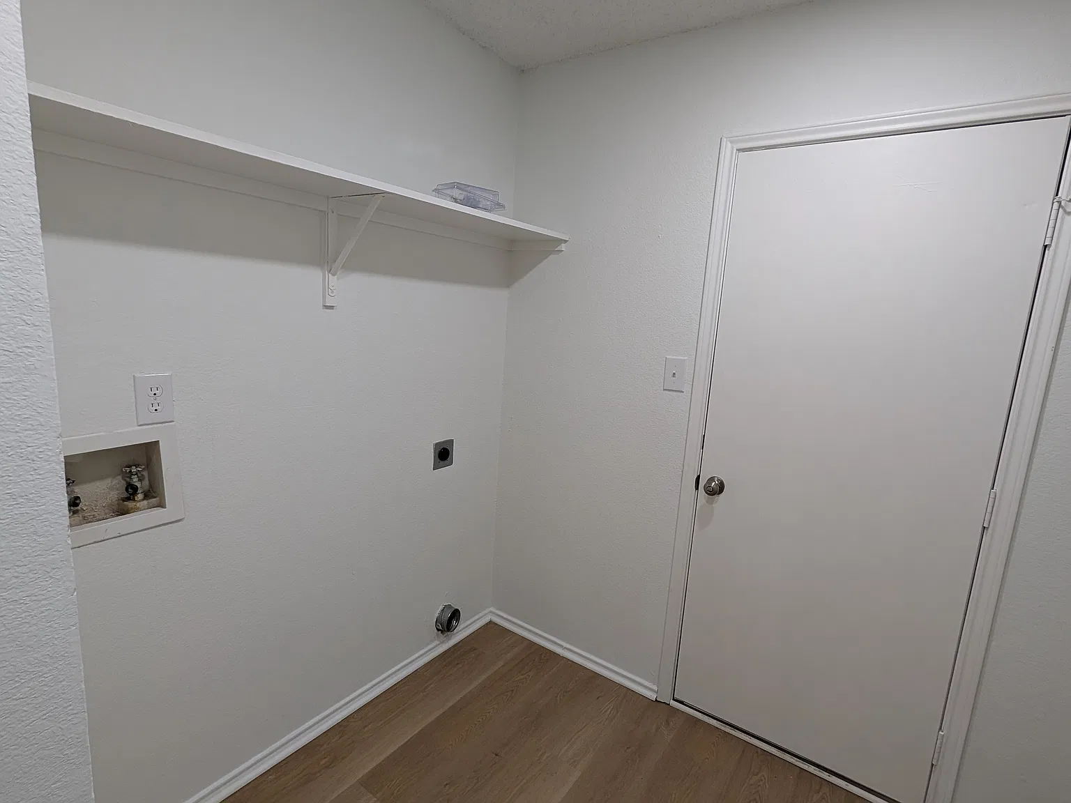 3 bed, 1492 sqft, $1,995 — Photo 2