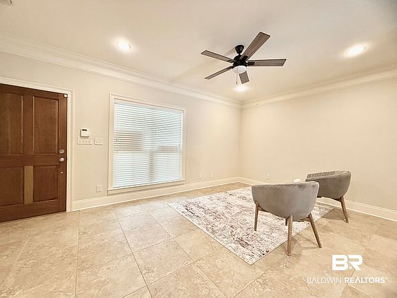 5th image of 9916 Windmill Rd APT 10
