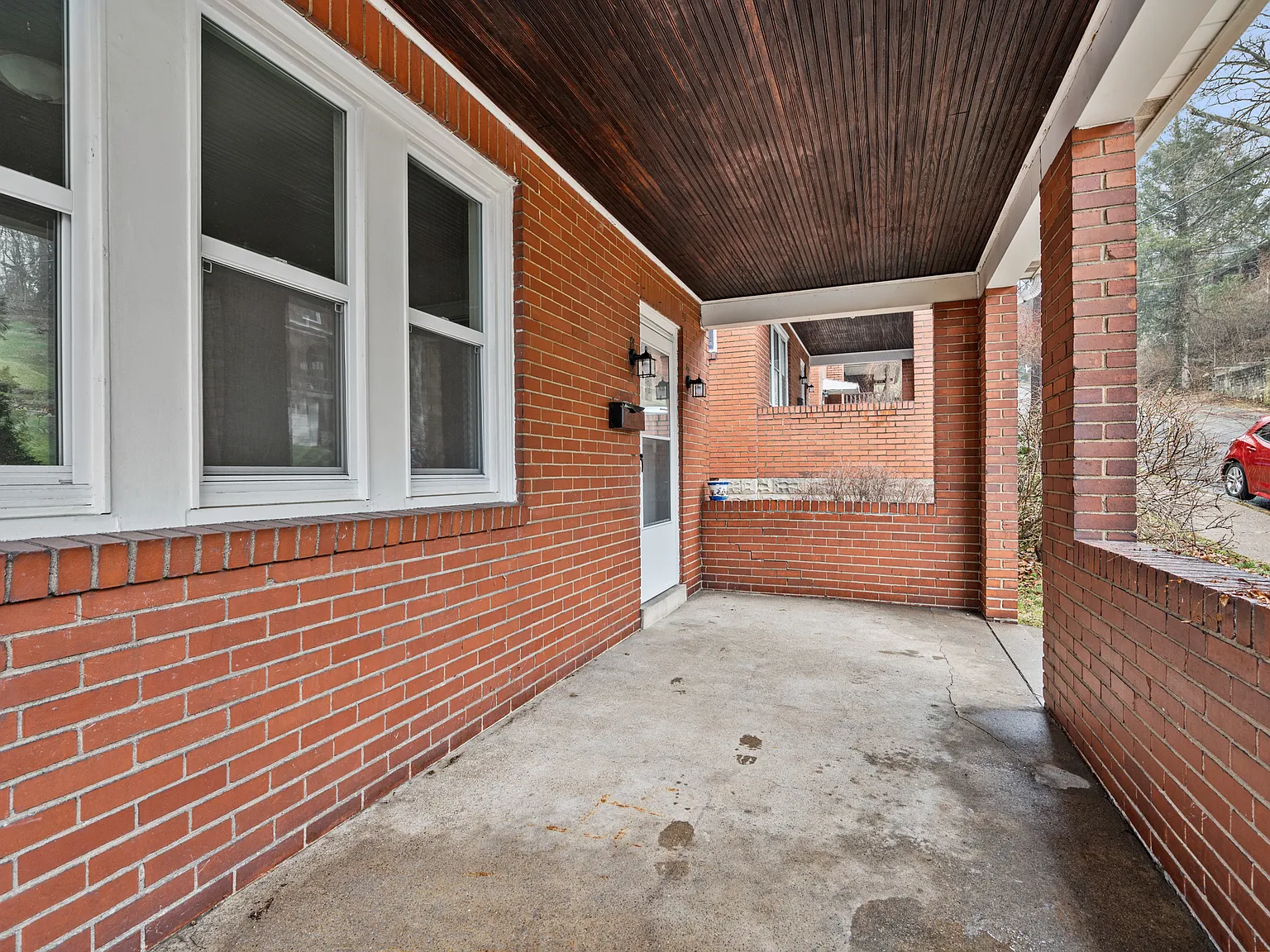 139 Sumner Avenue (new) - 1 — Photo 4