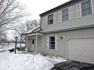 11609 Daniel Ln #B, Huntley, IL 60142