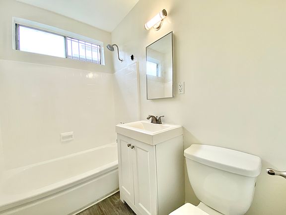 5th image of 12761 Pacific Ave APT 1