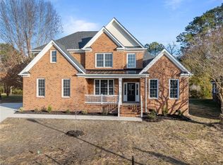 1920 Lancing Crest Ln, Chesapeake, VA 23323