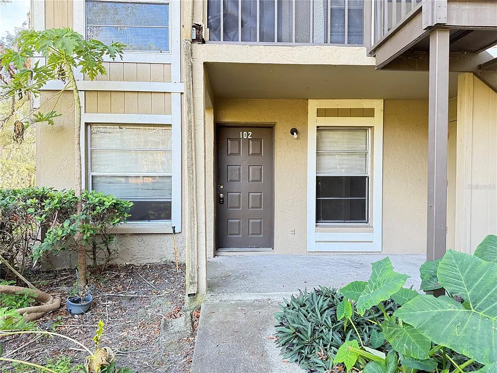 2 bed, 2.0 bath, 912 sqft, $1,450 — Photo 2