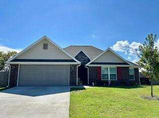 3364 Sundance St, Springdale, AR 72764