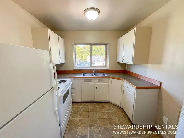 350 E 18th Ave #5 — Photo 6