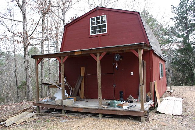 2nd image of 811 Pine Lake Dr
