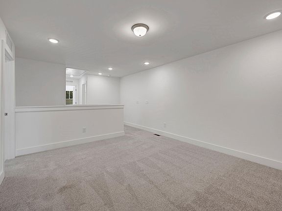 5th image of 47 Ara Ct #210