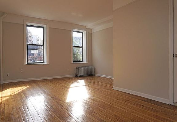 5th image of 855 Ocean Ave #130