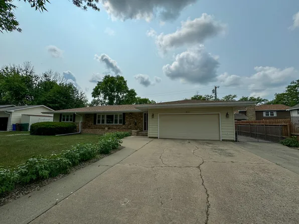 1835 Idaho Ave SE, Huron, SD 57350