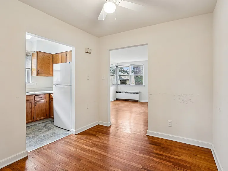 Ridley Station Apartments — Photo 11