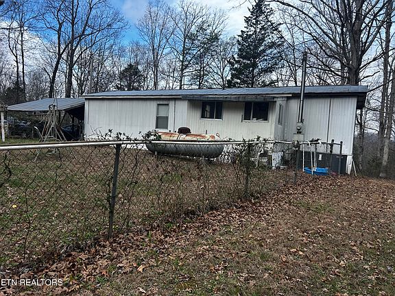 4th image of 705 Shaddon Rd