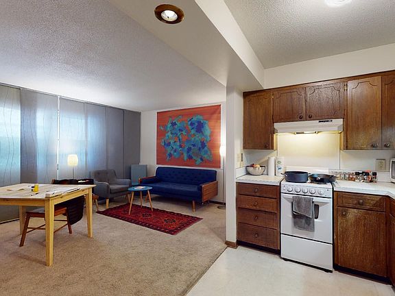 3rd image of 216 Campus Ave #4