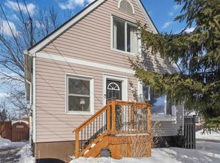 182 E 33rd St, Hamilton, ON