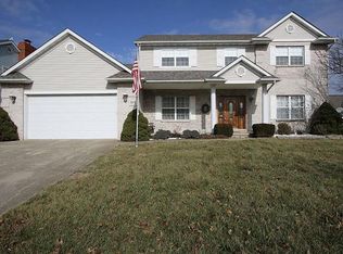 825 Turnberry Rd, Belleville, IL 62223