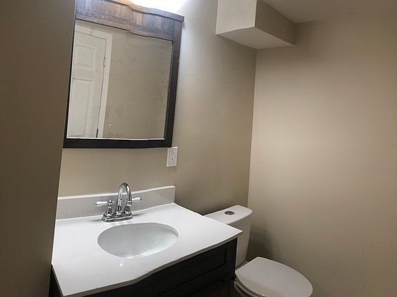 3rd image of 7302 Cherrywood Ln