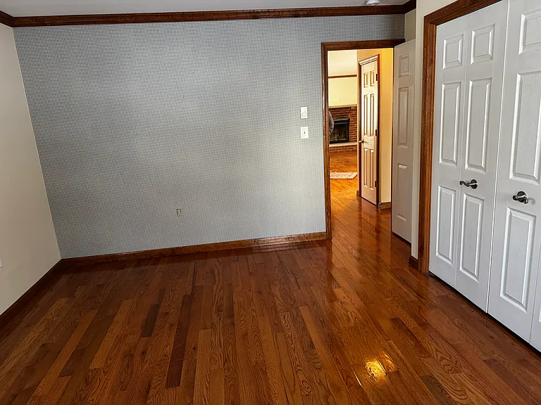 108 Cornelia Ln — Photo 31