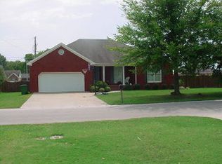 200 E Pershing Ave, Muscle Shoals, AL 35661