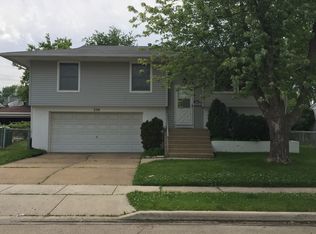336 Hickory Ave, Romeoville, IL 60446
